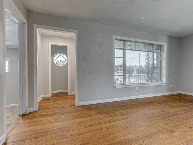 Building Photo - 4308 NW 23rd St
