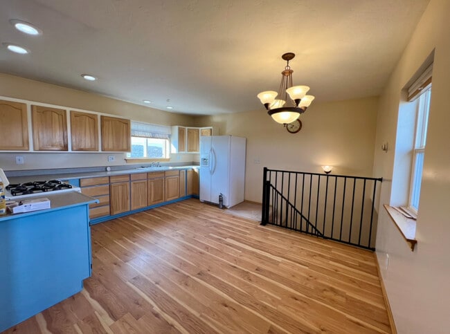 Building Photo - 19 Spotted Horse Rd