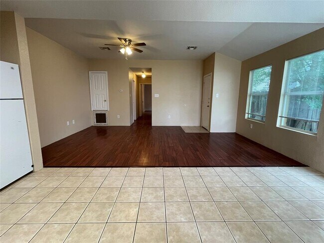 Building Photo - 11241 Terra Loop Rd