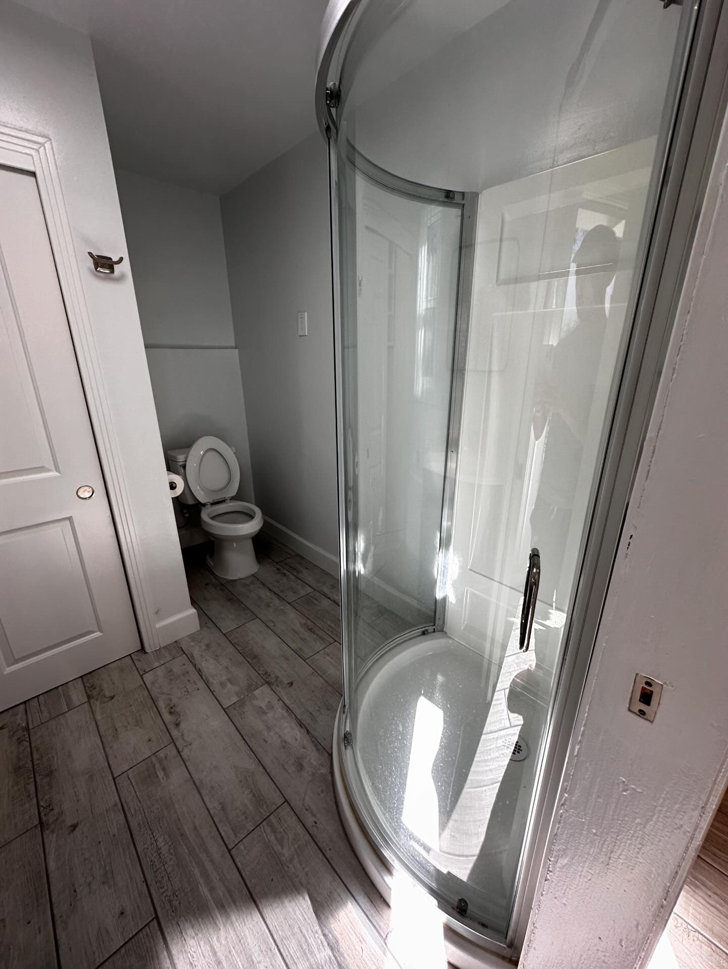 Building Photo - 3823 Broadlawn Dr