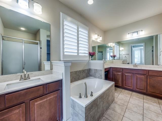 Building Photo - 7340 Beranger Dr