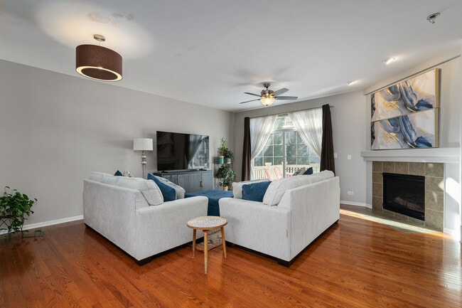 Building Photo - 3460 Bradbury Cir