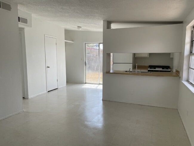 Building Photo - 8154 St Andrew Ln