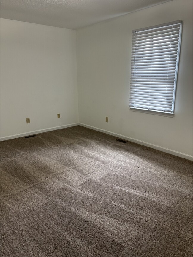 Building Photo - 207 S Lincoln St