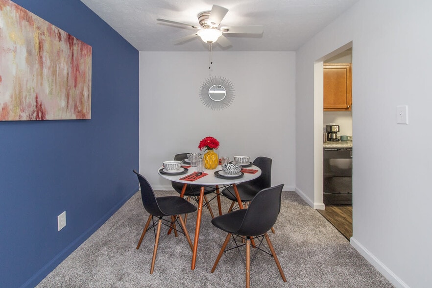 The Hermitage 2234 Hermitage Way Indianapolis IN 46224 Apartment Finder