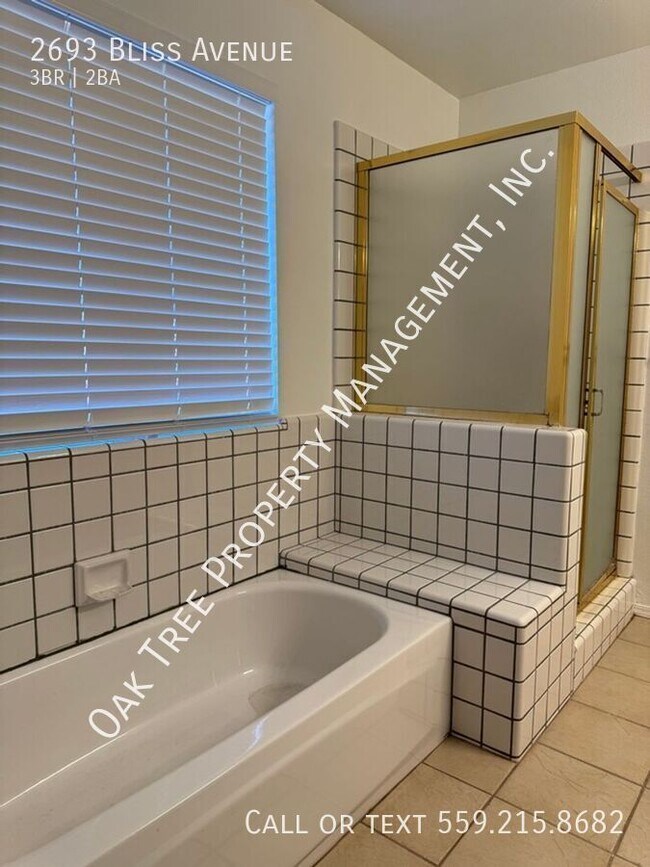 Building Photo - 2693 Bliss Ave