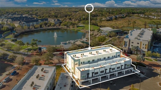 Building Photo - 320 Center Lake Ln