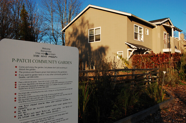 Building Photo - Burke Gilman Gardens