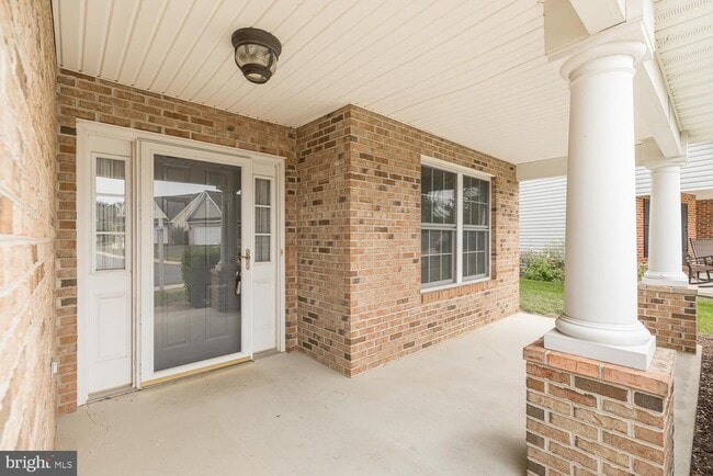 Building Photo - 106 Butterscotch Ct