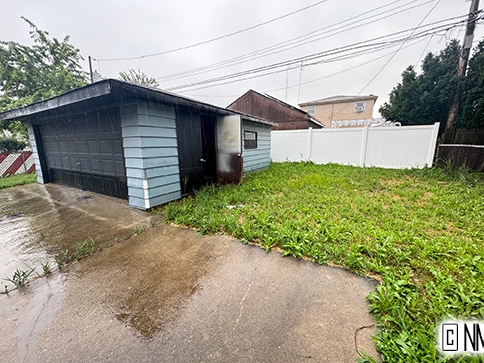 Building Photo - 7926 S Kostner Ave