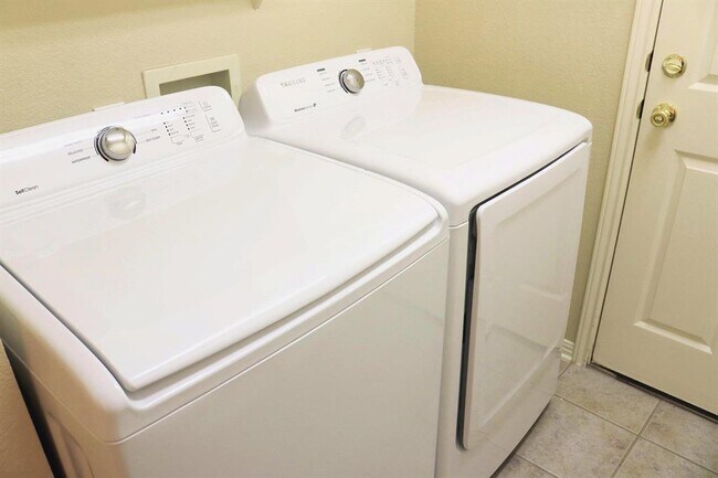 Building Photo - 1619 Pagedale Dr