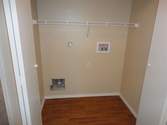 Building Photo - 4712 Whippet Court NE