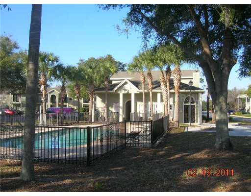 Building Photo - 2550 N Alafaya Trail