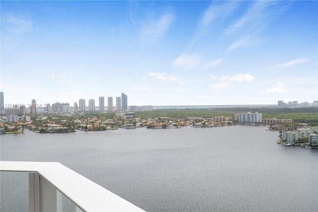 Building Photo - 17111 Biscayne Blvd