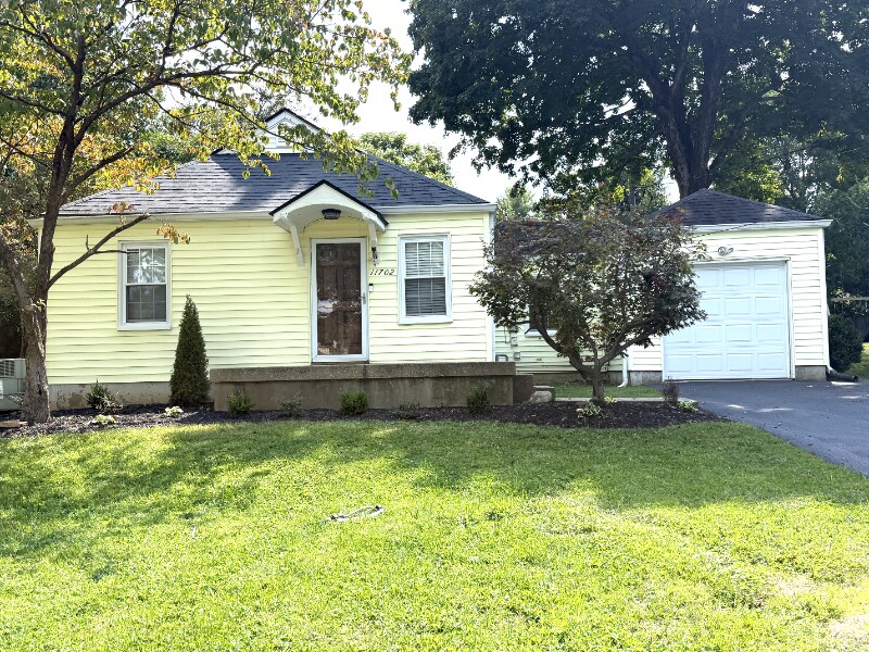 Building Photo - 11702 Kings Ln