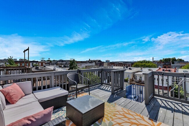 Building Photo - 1448 Patapsco St