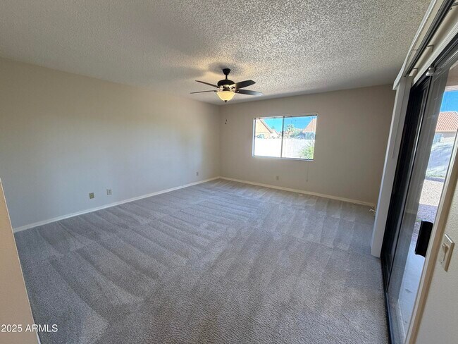 Building Photo - 26629 S Sageberry Dr