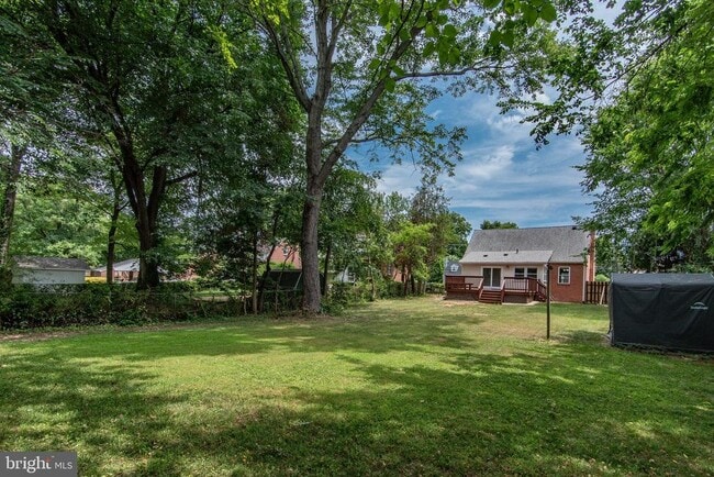 Building Photo - 3034 Fenwick Rd