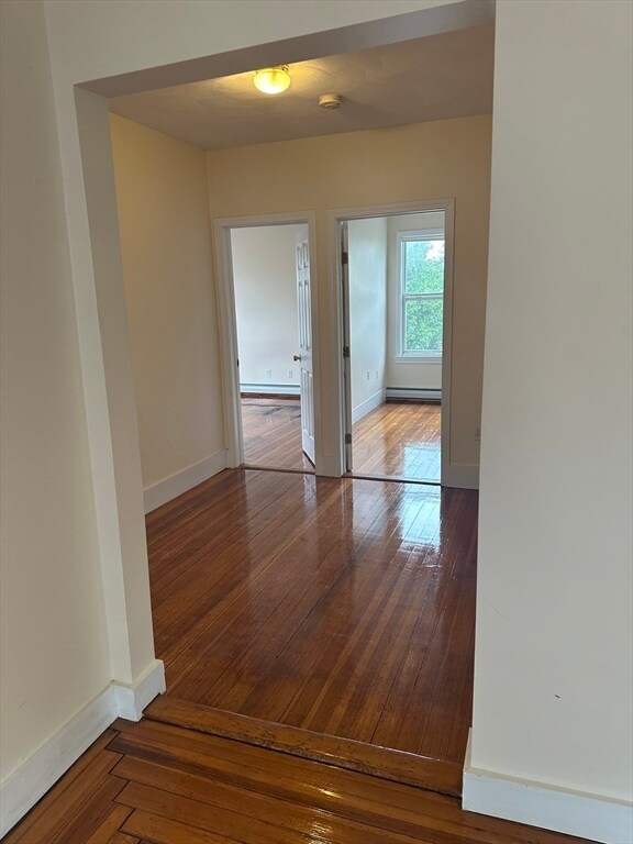 Building Photo - 16 Mason St