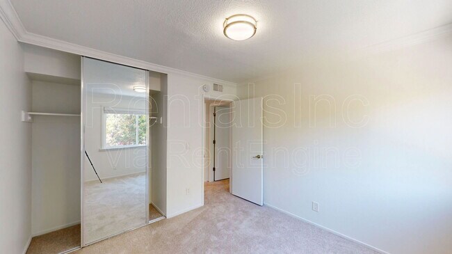 Building Photo - 440 Alameda del Prado
