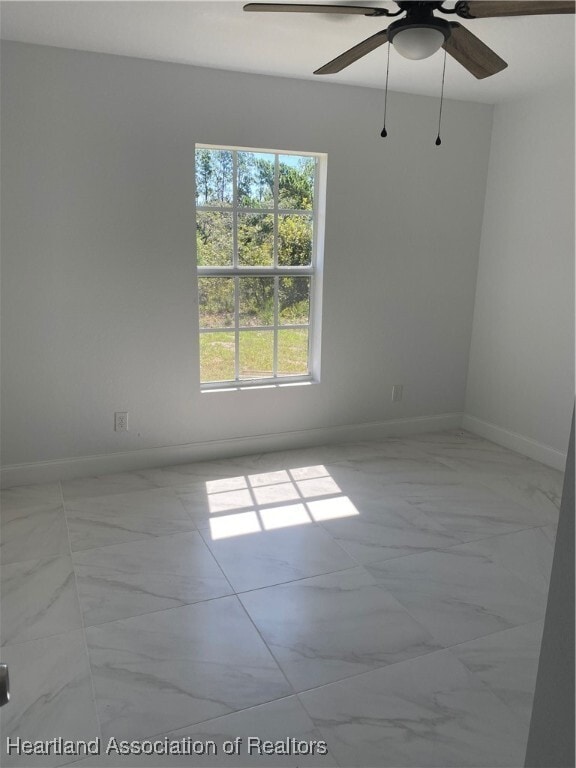 Building Photo - 326 Roosevelt Ave NE