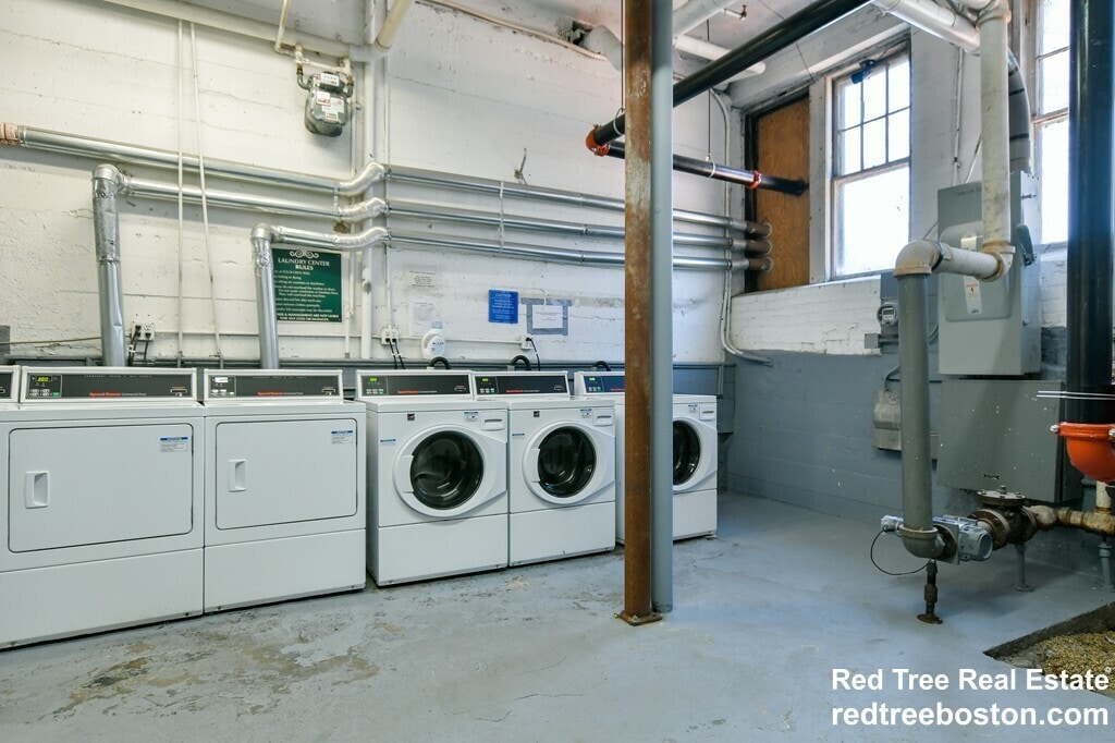 Building Photo - 28 Quint Ave