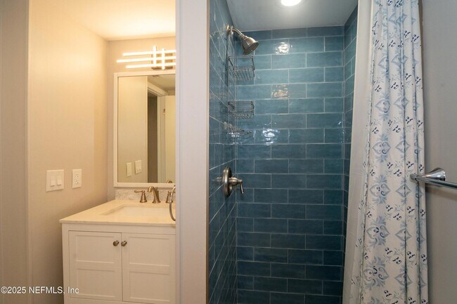 Building Photo - 5455 Pelican Way