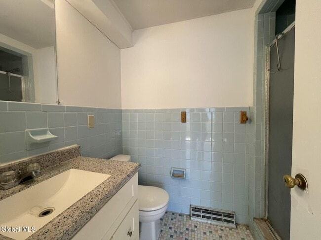 Building Photo - 1725 Union St