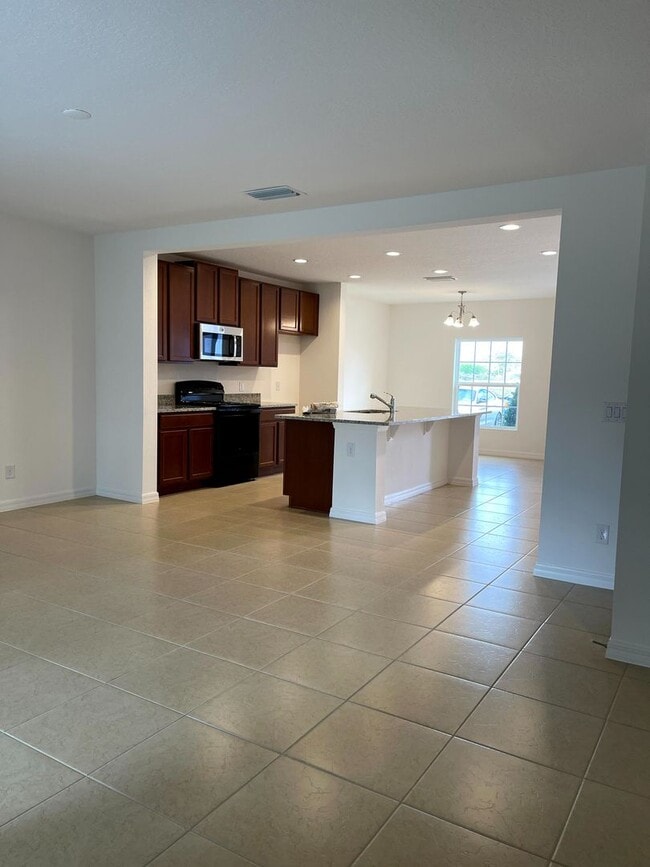 Building Photo - Williams Preserve-Townhouse-410 Annabelle ...