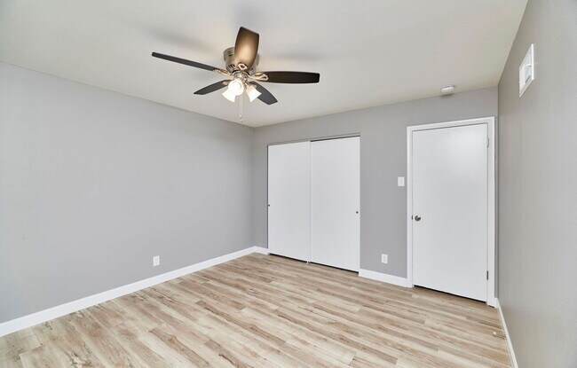 Building Photo - 11003 Fawnhaven Dr