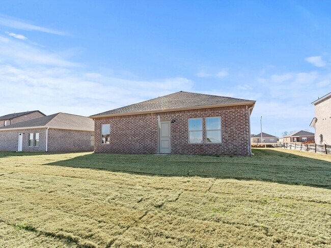 Building Photo - 137 Havner Dr