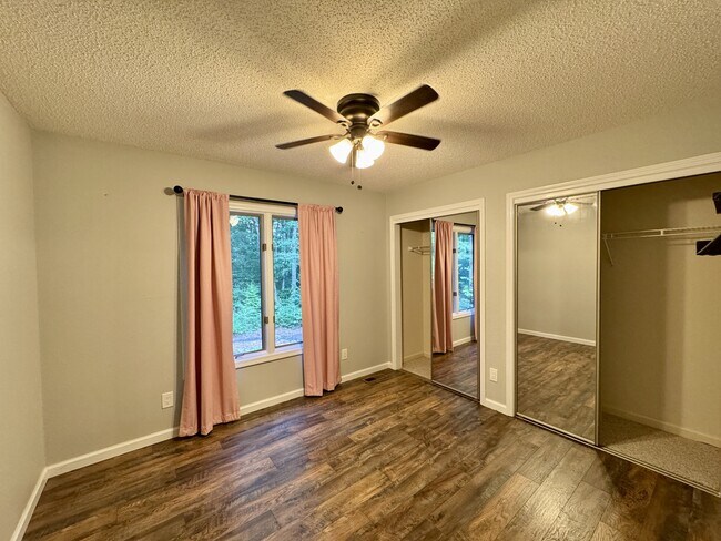 Building Photo - 310 Paoli Trce