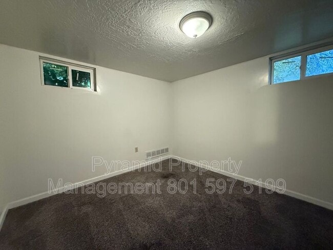 Building Photo - 1141 Rushton St