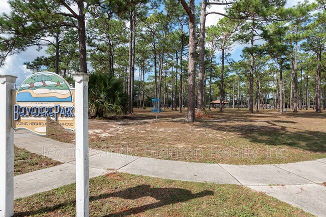 Building Photo - 3995 Tom Ln Dr