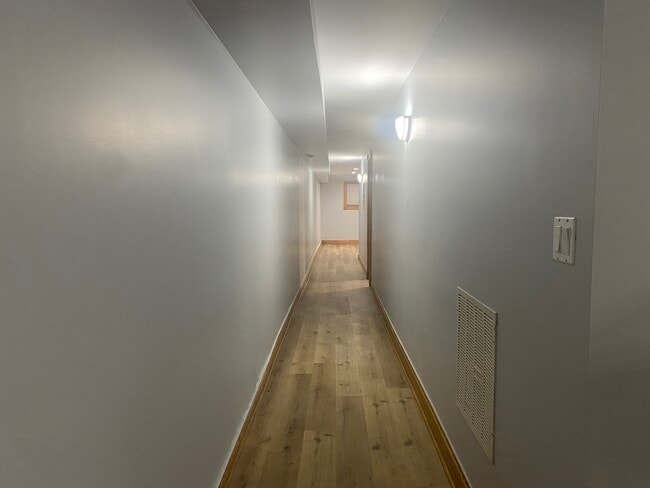 Building Photo - 4619 S Prairie Ave