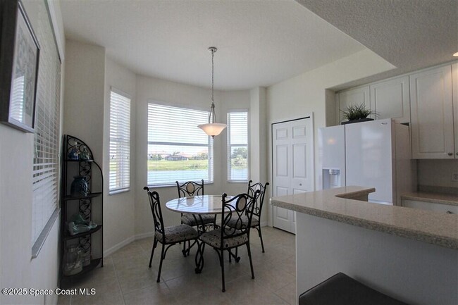Building Photo - 6858 Toland Dr