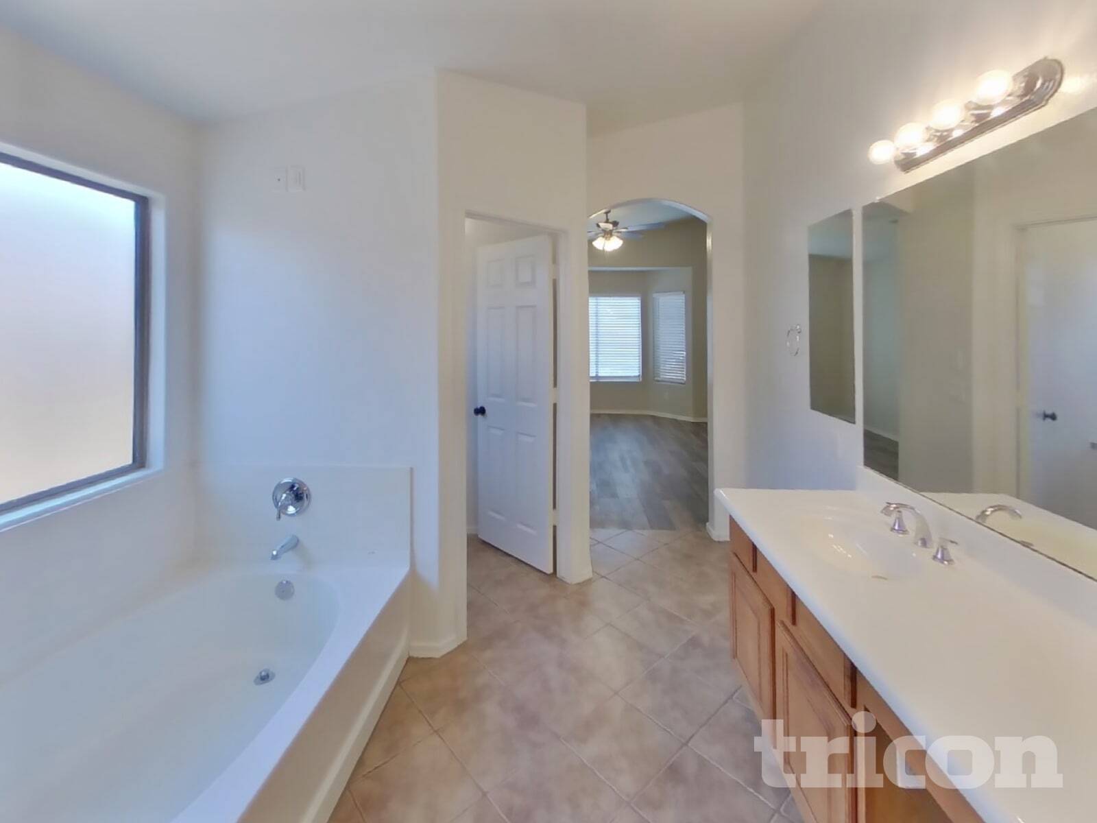 Building Photo - 8625 W Chickasaw St