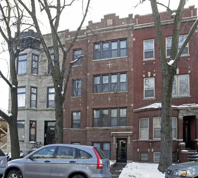 Primary Photo - 951 W Belden Ave