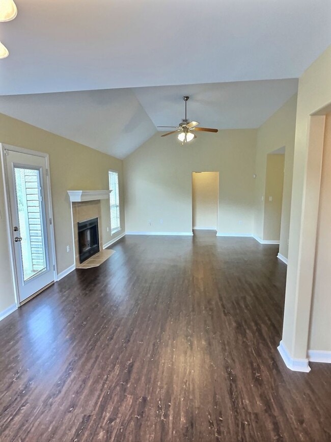 Building Photo - 3 BD 2 BA home in the St. Martin School District of Ocean Springs