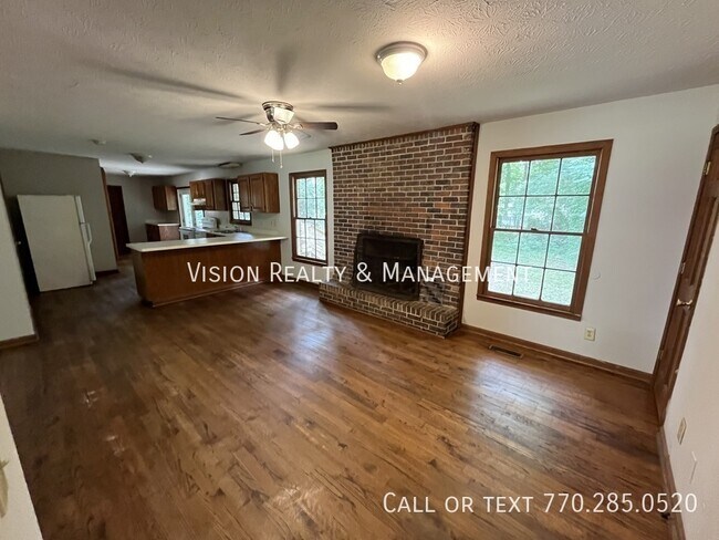 Building Photo - 55 S Greenwood Dr