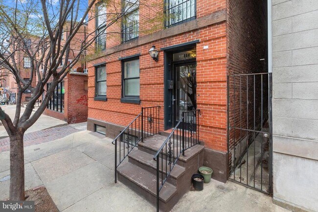 Primary Photo - 804 St Paul St