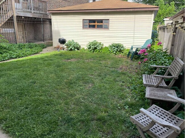 Building Photo - 2706 N Richmond St