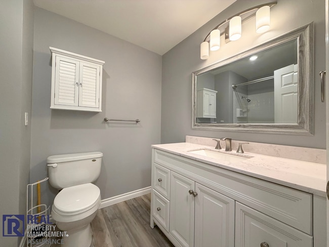 Building Photo - 5470 SW 164th Ct