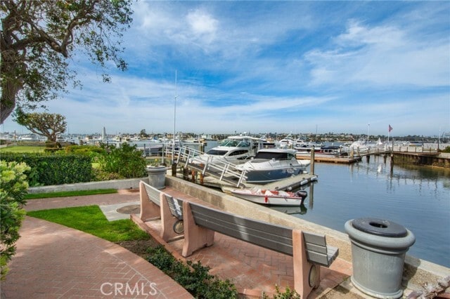 Building Photo - 327 Anade Ave