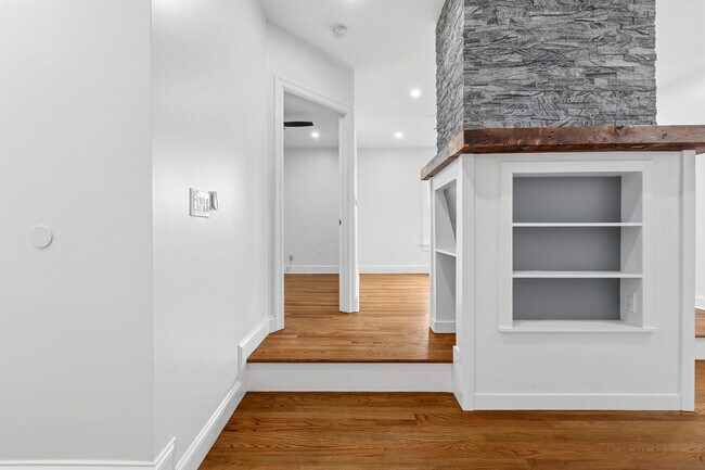 Building Photo - 56 S Highland Ave