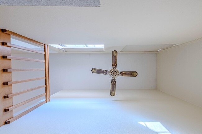 Building Photo - 7725 Pinewood Dr NW