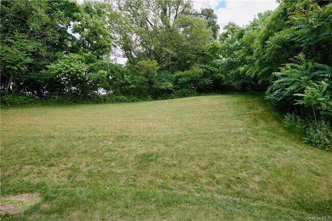 Building Photo - 2402 Rockledge Ct