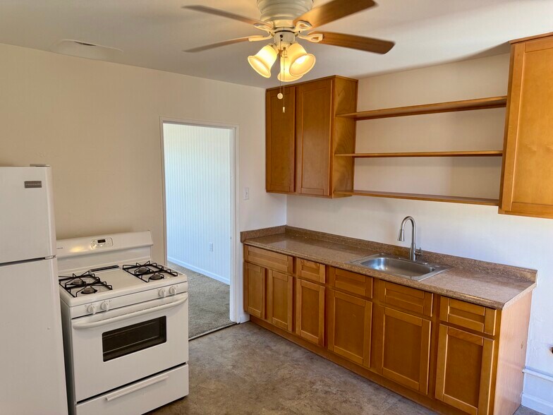 Building Photo - 3521 Clairemont Mesa Blvd