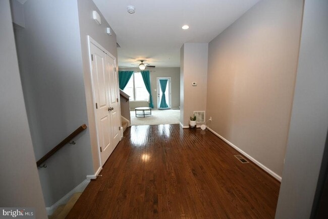 Building Photo - 23171 Ambrosia Ln