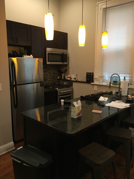 Building Photo - 1529 Spruce St